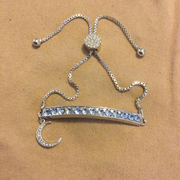 Crescent moon live love dream bracelet - Picture 1 of 3